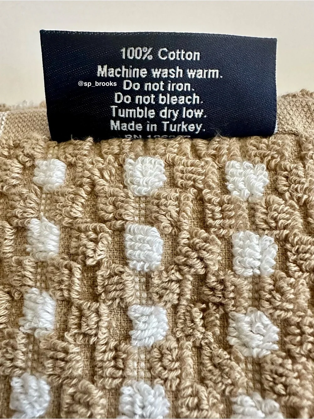 🎁2PC Brooks Brothers Premium Turkish Cotton Hand Towel Set -Waffle Tan and White